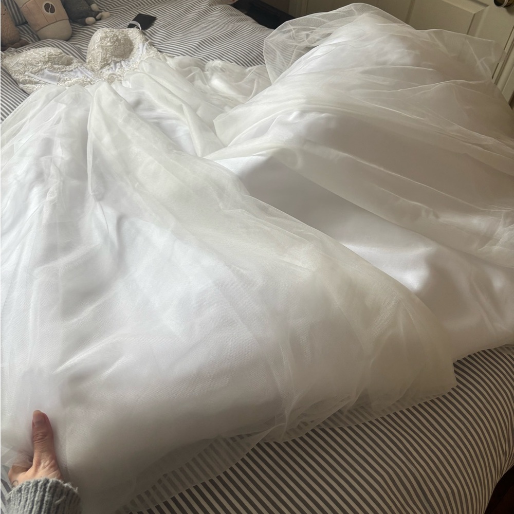 *SOLD* *NWT* White Lace Strapless A-Line Wedding Dress/Prom Dress - Picture 8 of 8